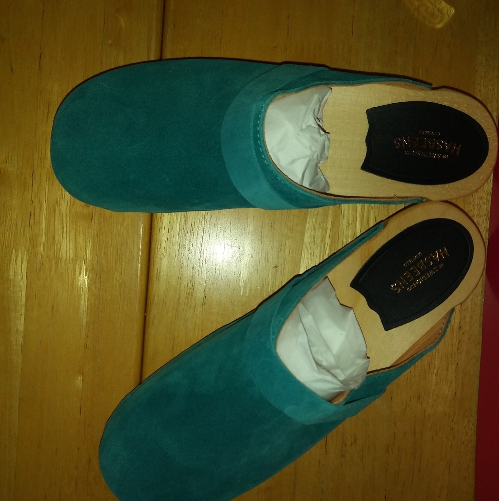 Swedish Hasbeens Teal Suede Clogs - Picture 14 of 14